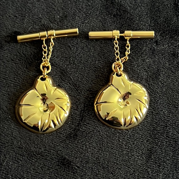 Chloe Gold Starburst Earrings - Picture 3 of 9